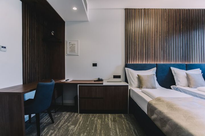 Room 13 of 58