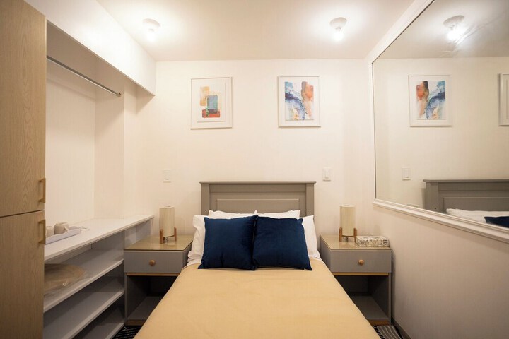 Room 10 of 124