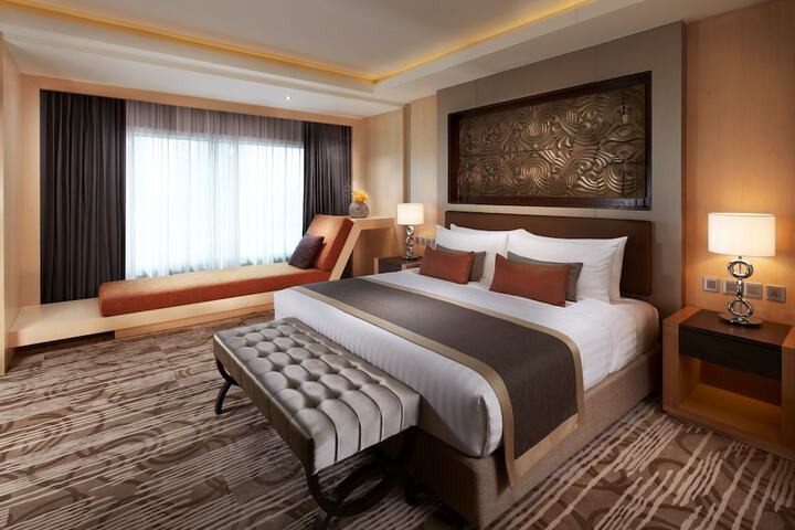 Room 8 of 277