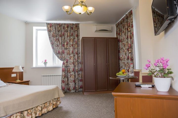 Room 8 of 59