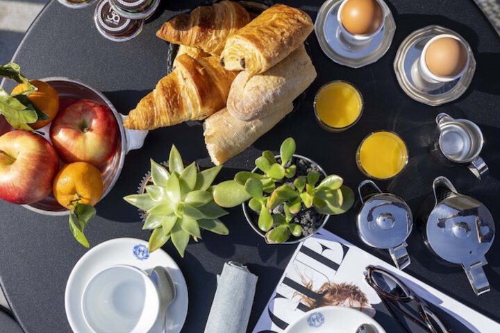 Breakfast/Coffee Service 55 of 65