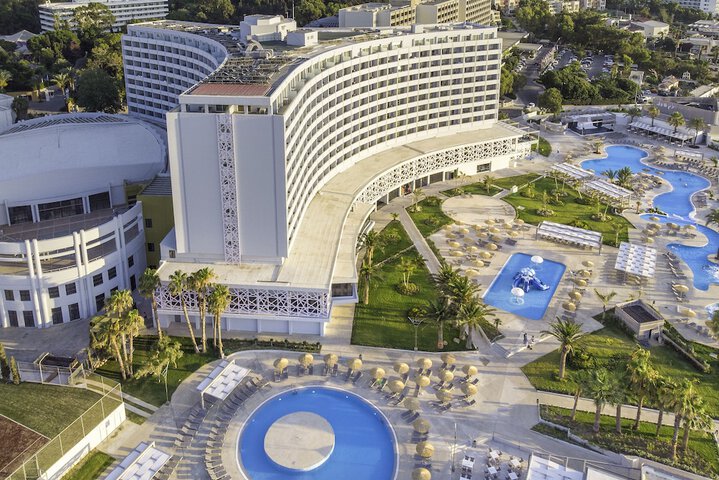 Hotel 64 of 70