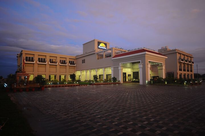Hotel 16 of 16