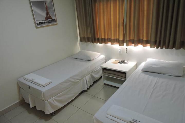 Room 27 of 65