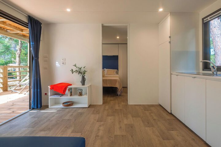 Room 14 of 48