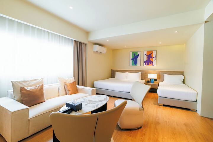 Room 21 of 125