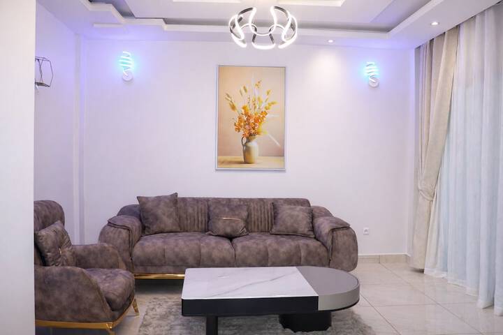 Room 93 of 170