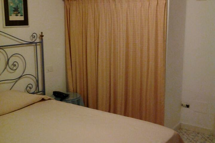 Room 8 of 91