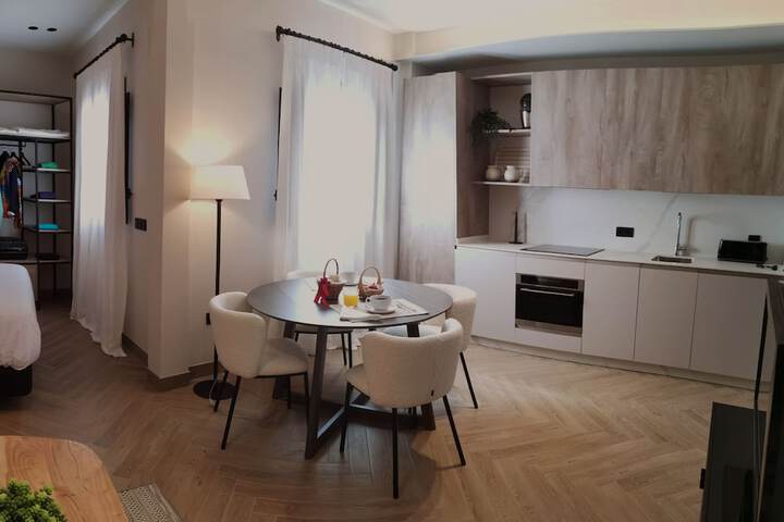 Room 32 of 45