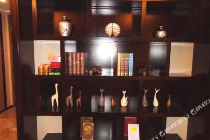 Yujiang Hotel