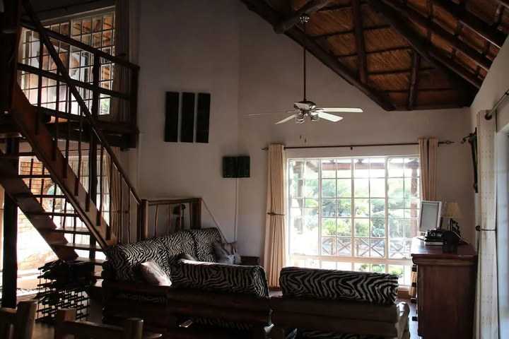 Room 2 of 11
