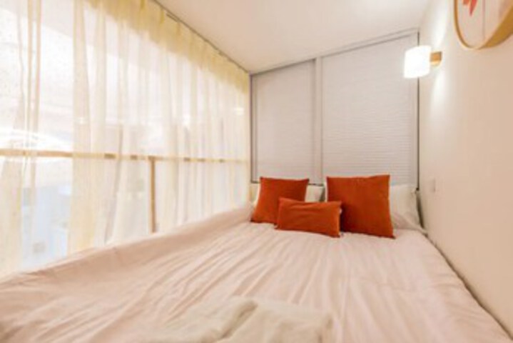 Room 3 of 11