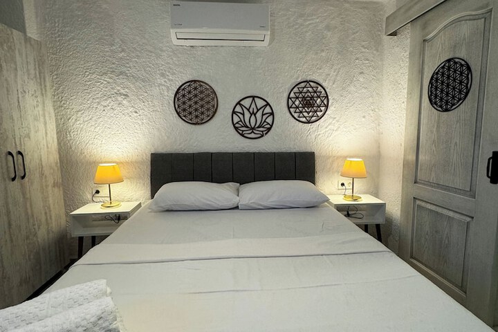 Room 14 of 45