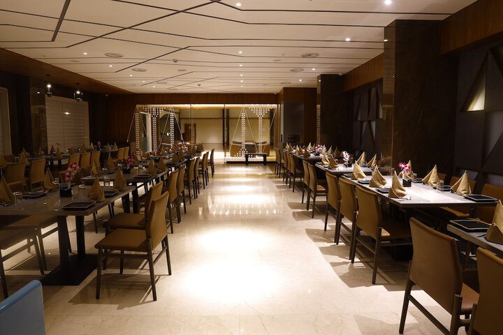 Dining 85 of 118