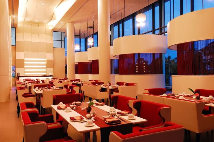 Dining 147 of 168