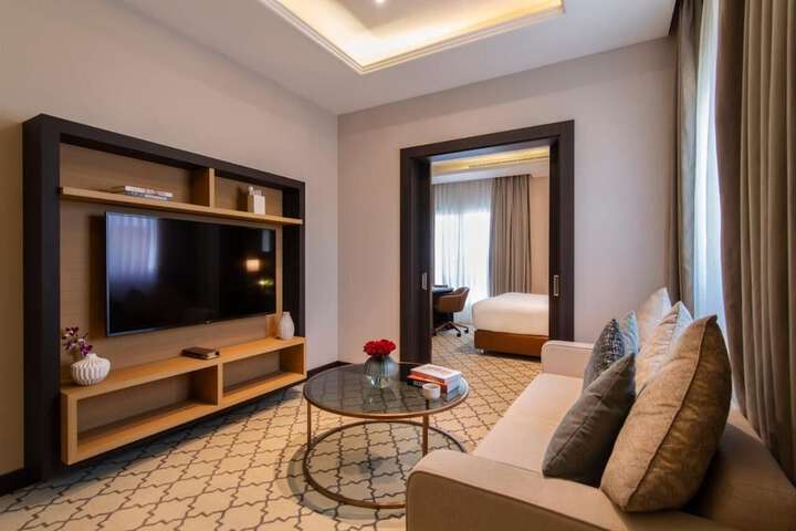 Room 11 of 21