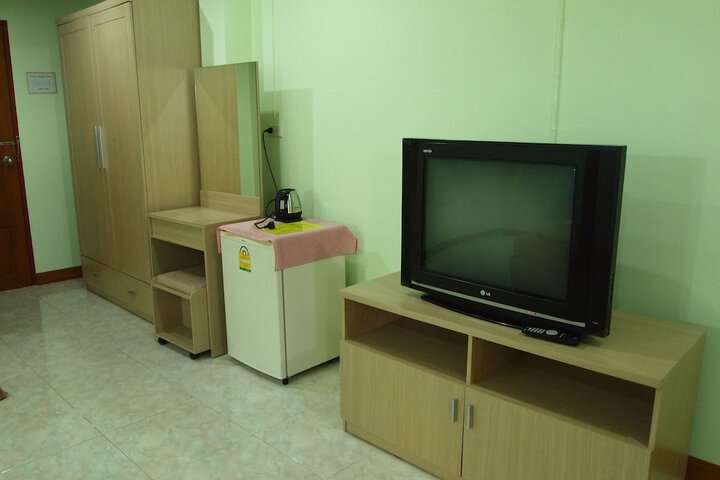 Room 18 of 39