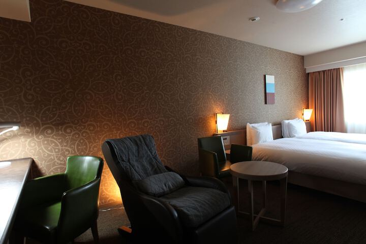Room 12 of 55