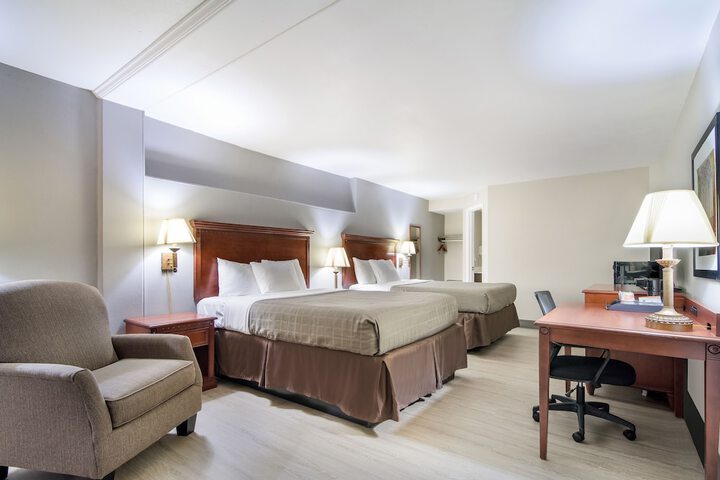 Room 7 of 22