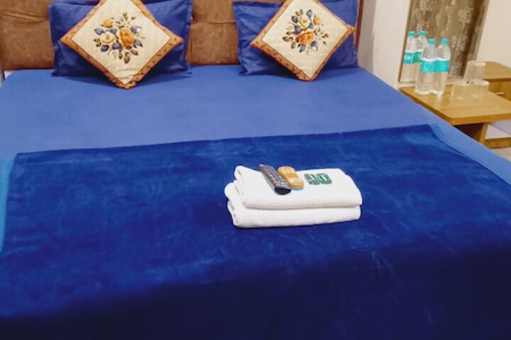 Room 35 of 62