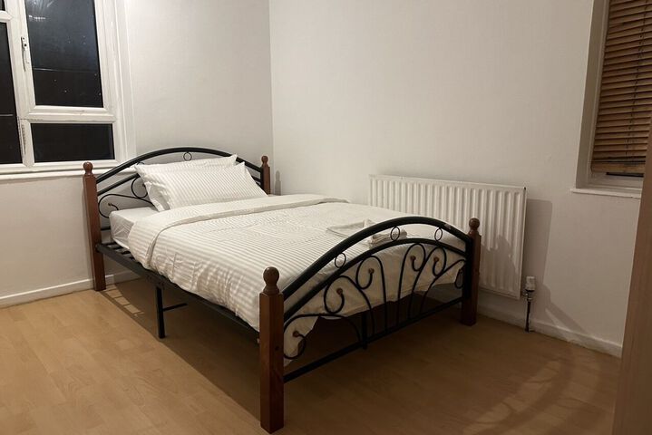 Room 14 of 19
