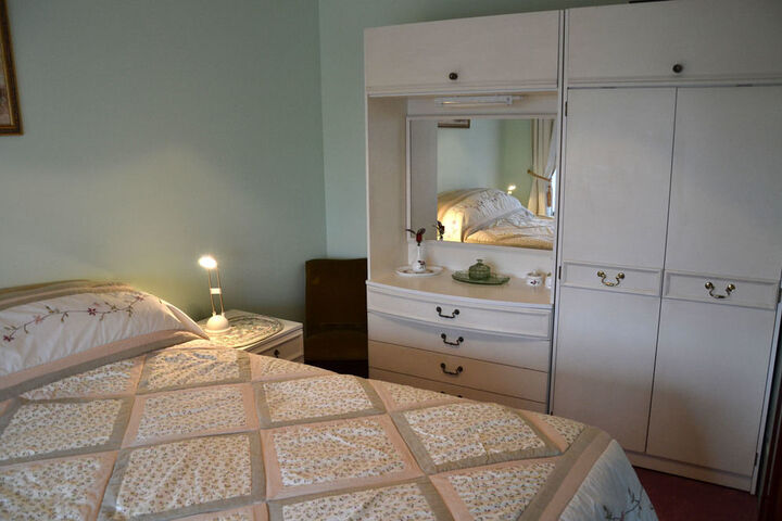 Room 5 of 21