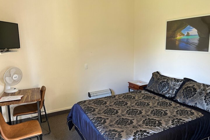 Room 7 of 28