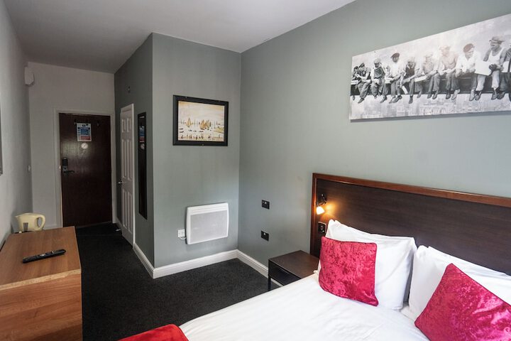 Room 30 of 57