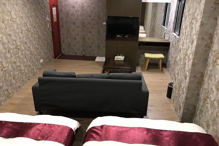 Room 43 of 67