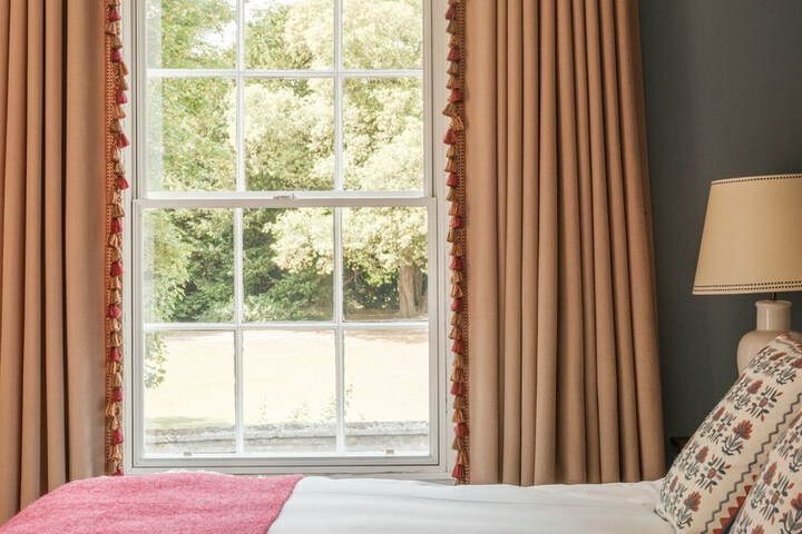 Room 10 of 60