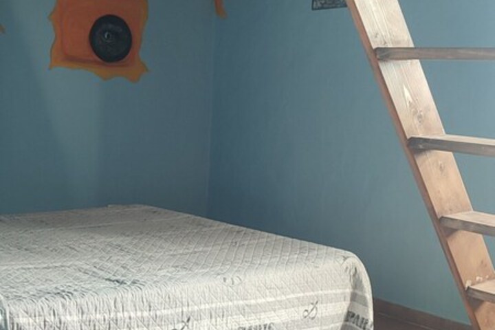 Room 12 of 69