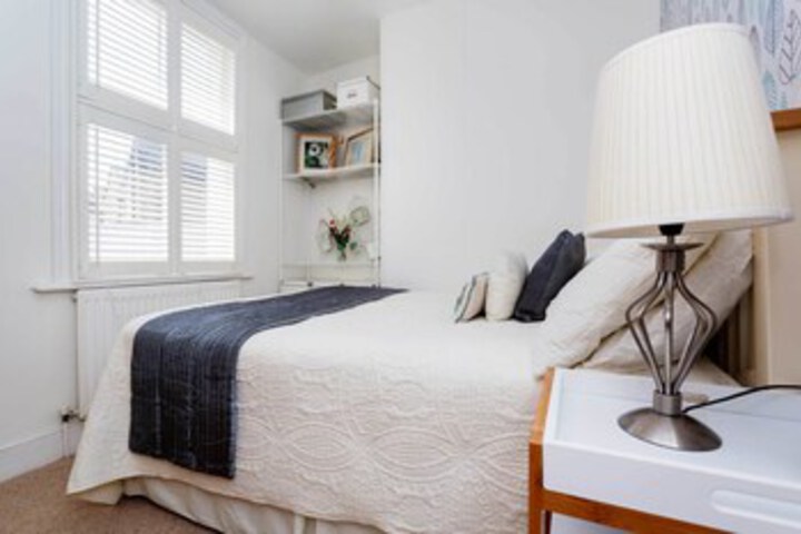 Room 15 of 21