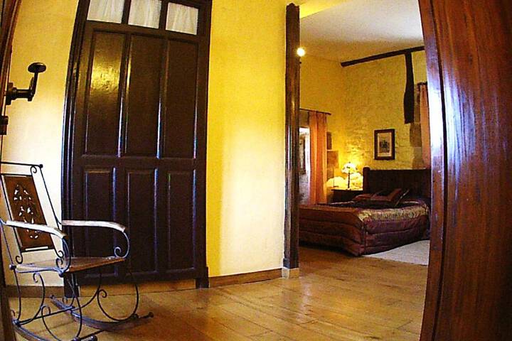 Room 13 of 46