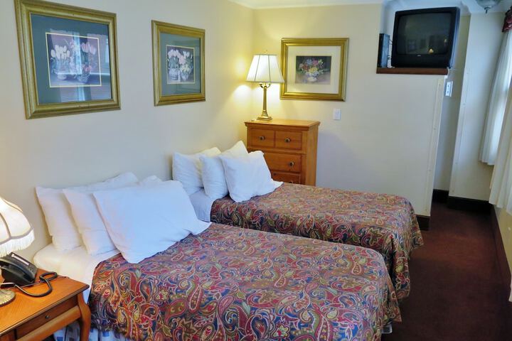Room 4 of 42
