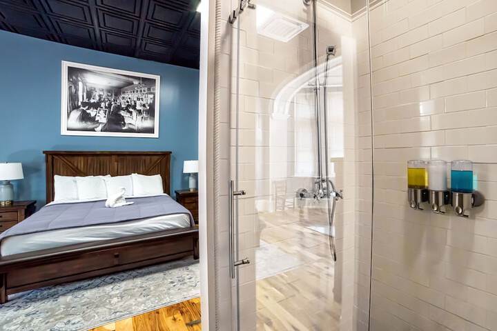 Premium Double Room Private Bathroom City View 205 Council Room (33 of 132)