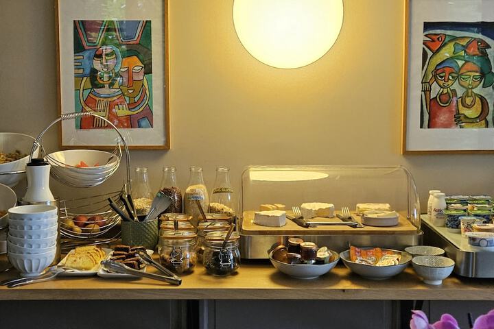 Dining 37 of 39