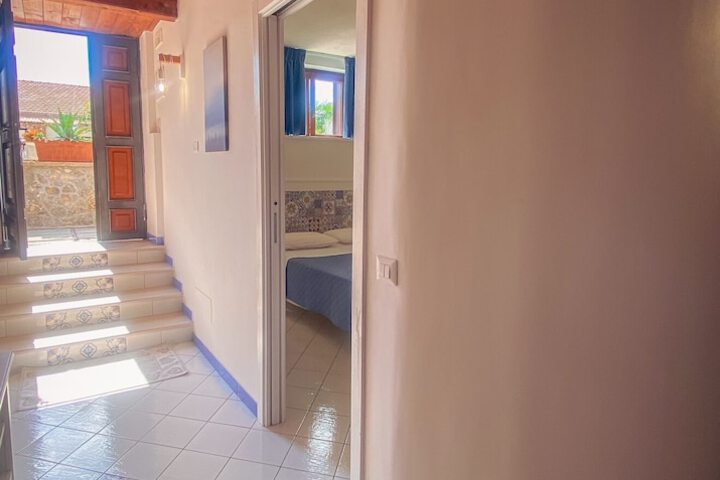 Room 25 of 61