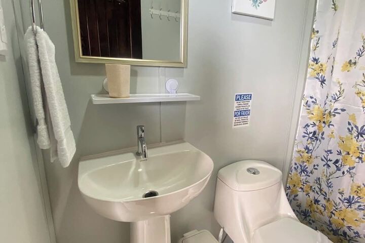Room 4 of 29