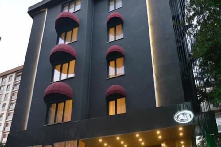 Hotel 43 of 44