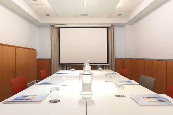 Meeting 220 of 268