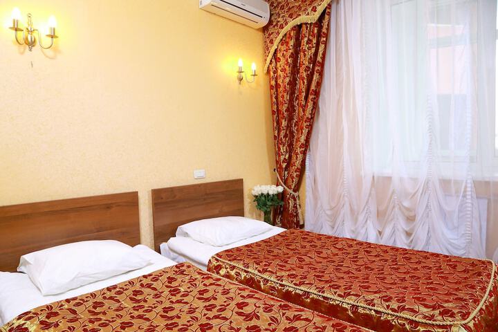 Room 9 of 45