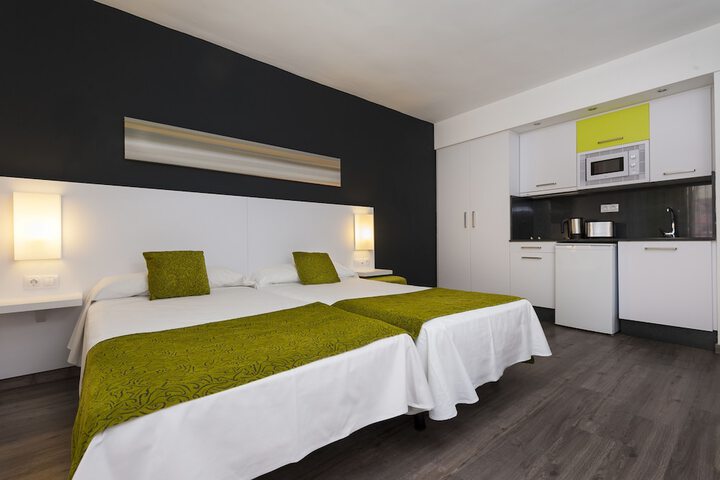 Room 5 of 46