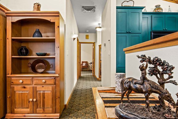 Room 11 of 51