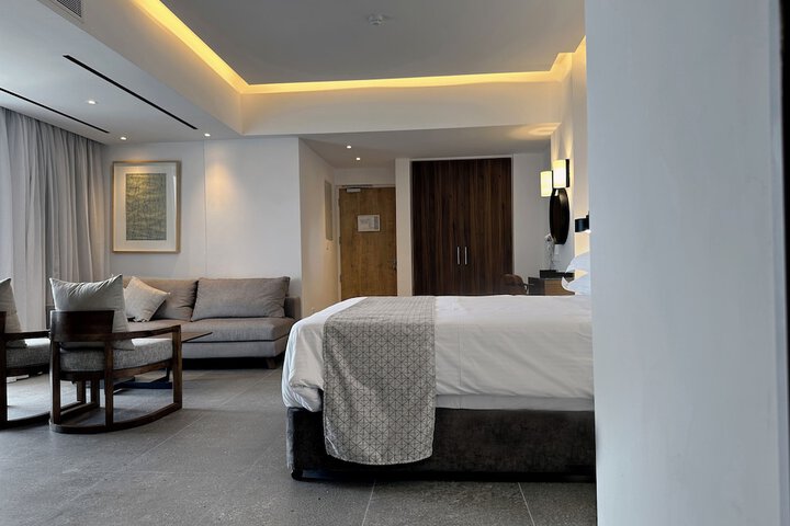 Room 30 of 110