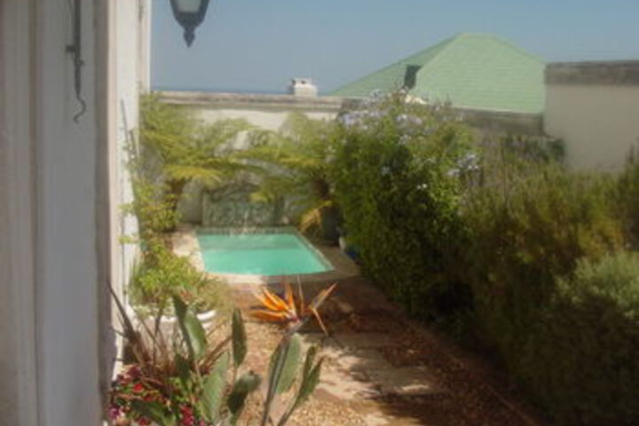 Pool 8 of 23
