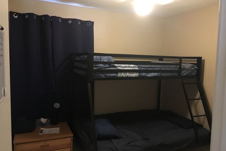 Room 7 of 30