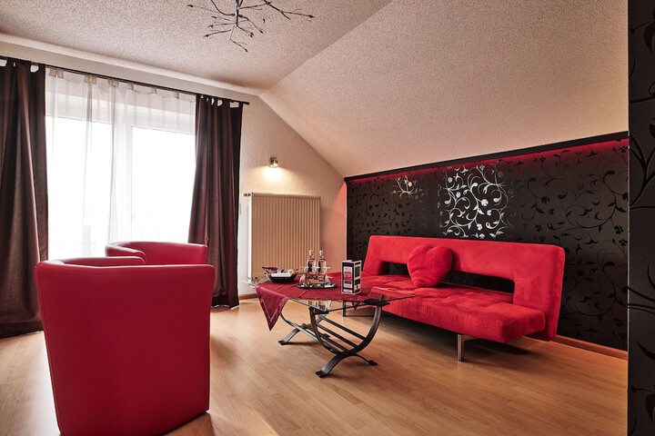 Room 28 of 53