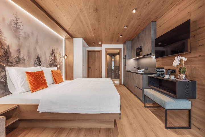 Room 21 of 26