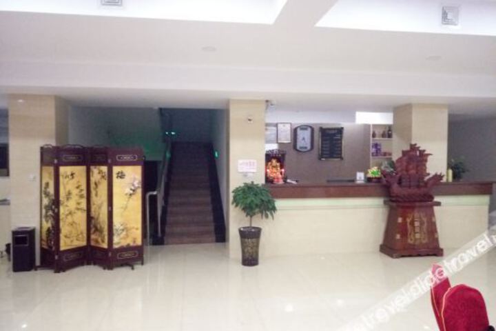 Hotel Interior 22 of 39