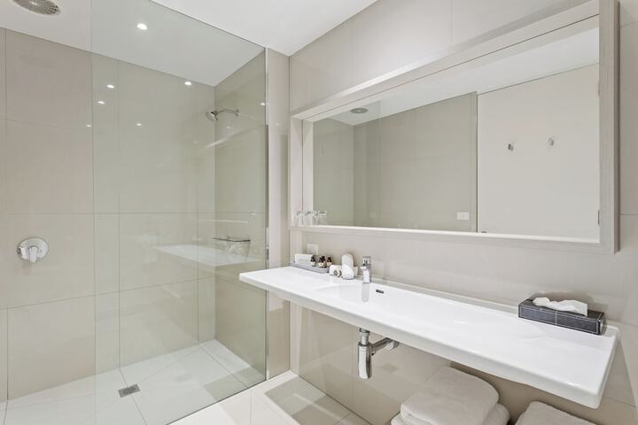 Bath Interior